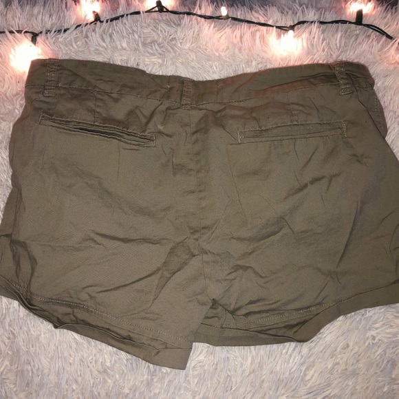 Cute Bluenotes Shorts - Picture 3 of 3